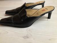 Damen Pumps hinten offen Leder schwarz Größe 40 Eimsbüttel - Hamburg Eimsbüttel (Stadtteil) Vorschau