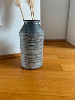 Graue Vase mit Pampasgras - nur Abholung Essen - Bredeney Vorschau