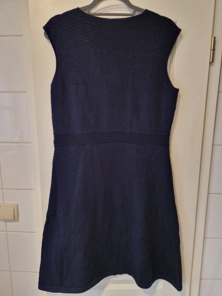 Jake*s Winterkleid Wollkleid Navy Blau Gr. 42 XL Jakes in Köln