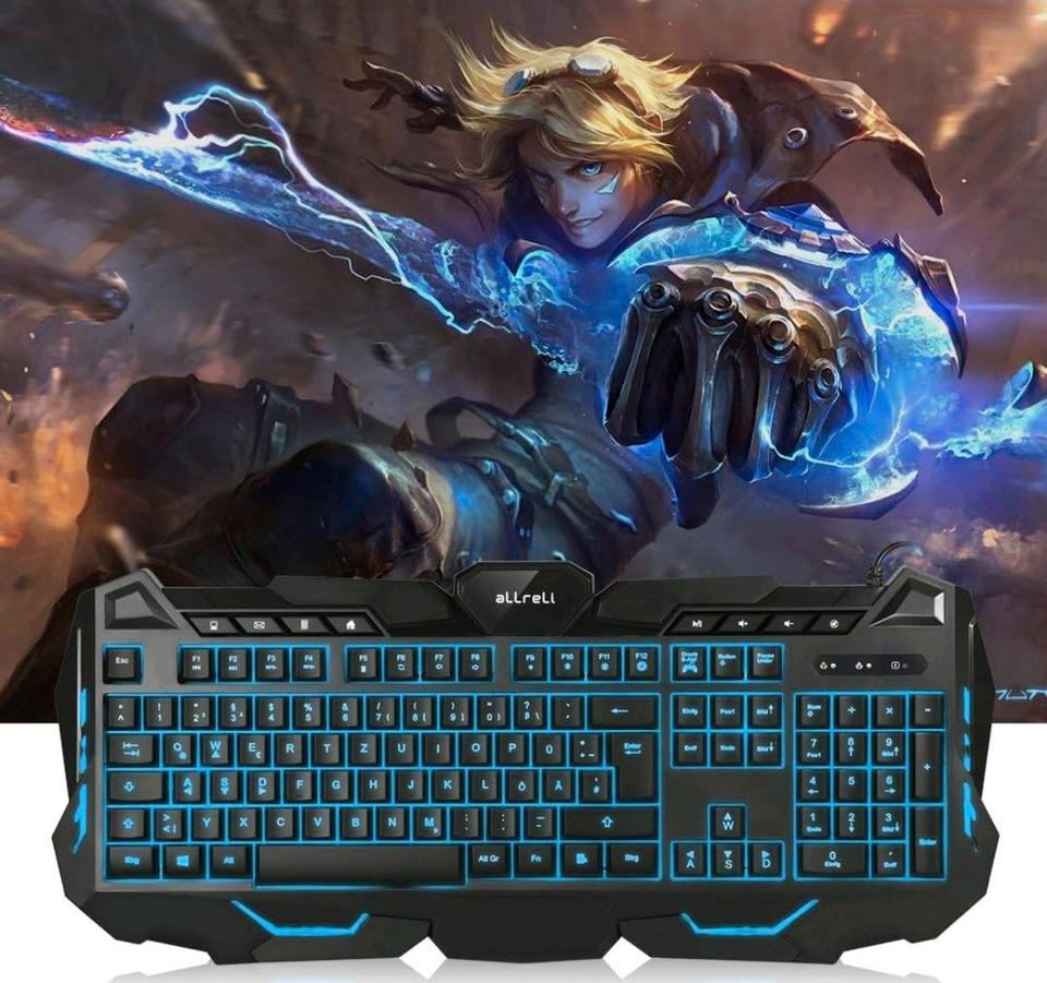 Beleuchtete Tastatur, Deutsche QWERTZ USB-Kabeltastatur,neu in Creußen