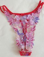 (Gr. XL) Lingerie:Damen-String,rot mit floraler Spitze (neu) Frankfurt am Main - Bergen-Enkheim Vorschau