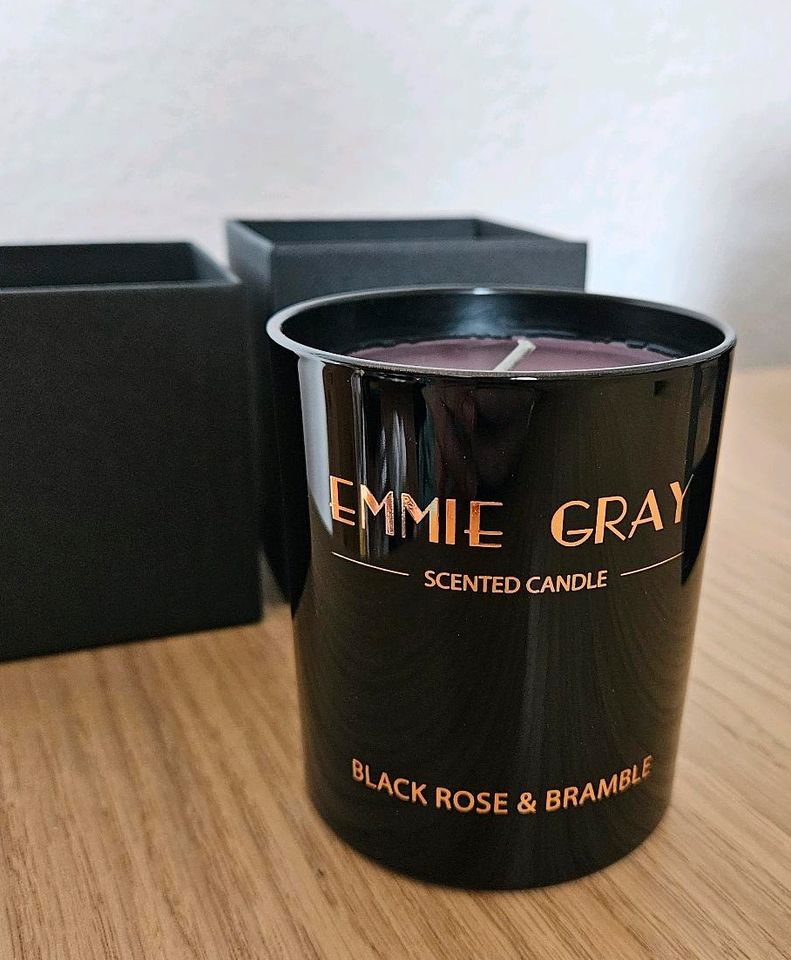 Emmie Gray Kerze - Scented Candle - Black Rose & Bramble 220g in Geldern