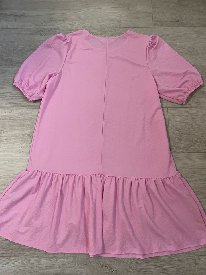 Kleid Sommerkleid Volant pink rosa Gr. 42 in Metzingen