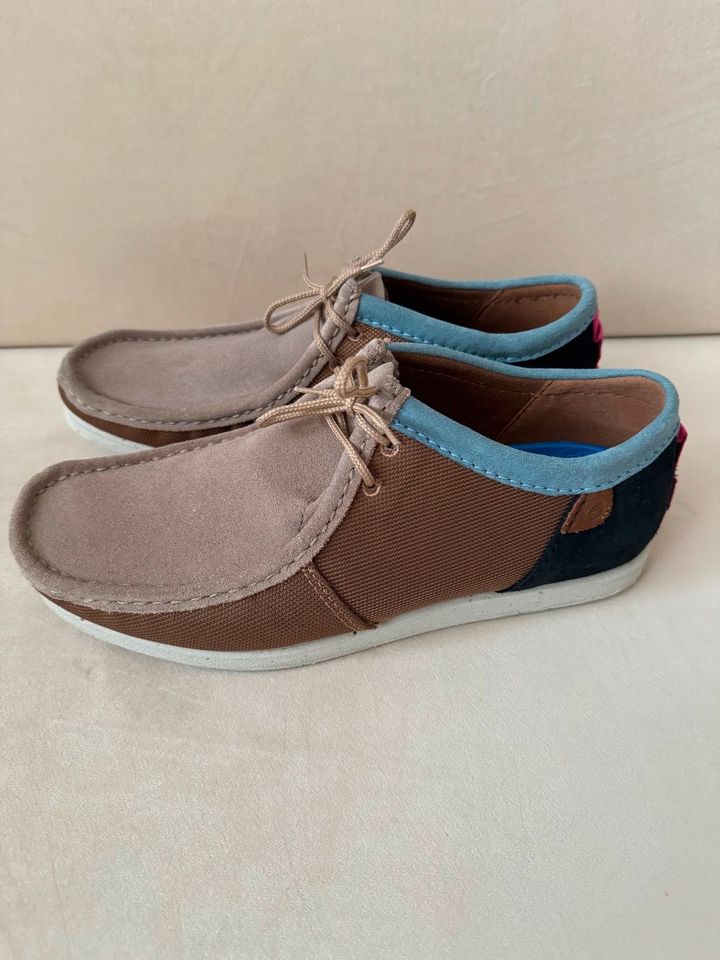 Clarks Herrenschuhe Gr. 44 1/5 in Salzgitter