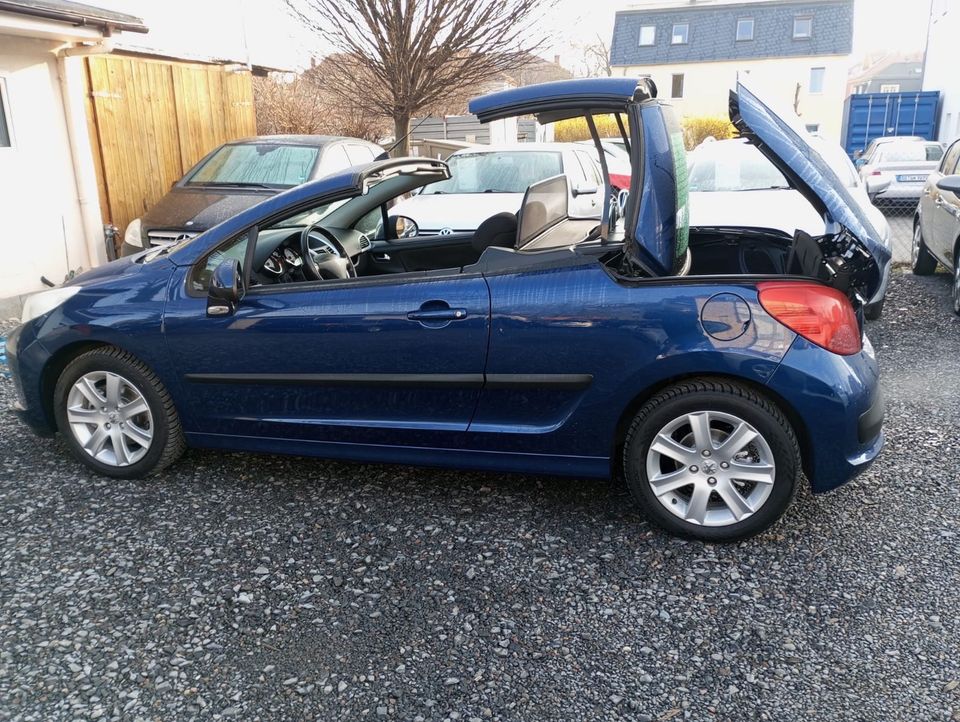 Peugeot 207 CC Cabrio-Coupe Filou in Dresden