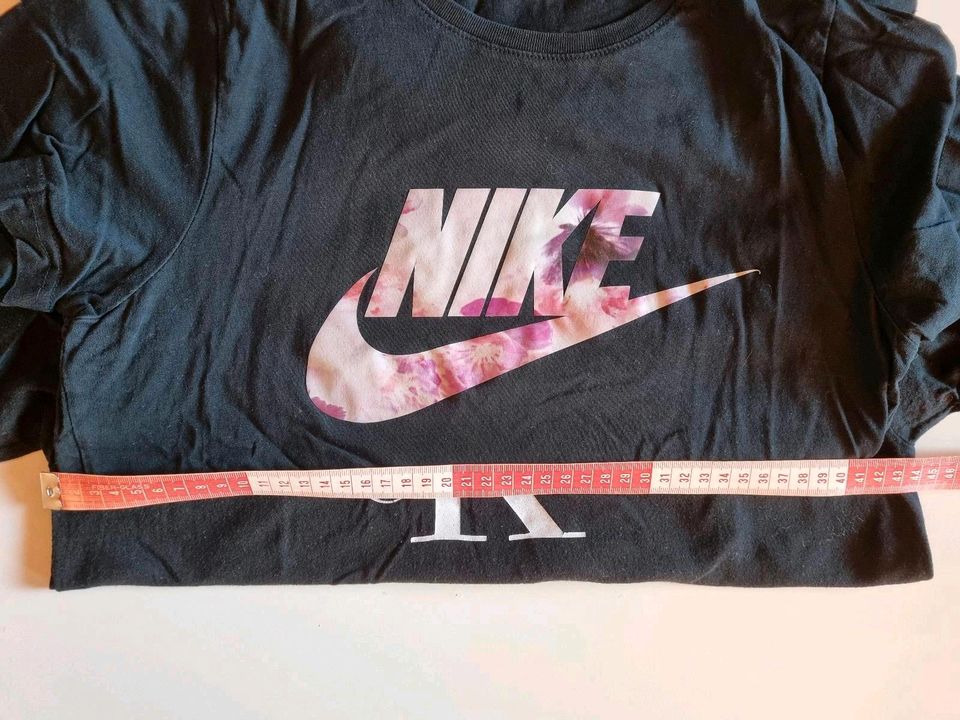 Nike Calvin Klein Kinder Tshirt Shirt Gr. 158 164 in Lahr (Schwarzwald)