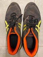 Asics Tennisschuhe Gr. 39,5 Kr. München - Aschheim Vorschau
