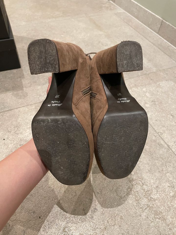 Stiefeletten mit Absatz, Wildleder in München