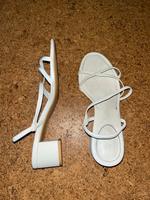 Absatz Sandalen (Preis inkl. Versand) Bayern - Nersingen Vorschau