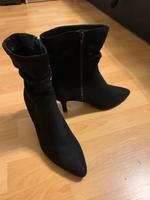 Stiefeletten in schwarz und braun Gr. 40, Velourslederimitat Baden-Württemberg - Konstanz Vorschau