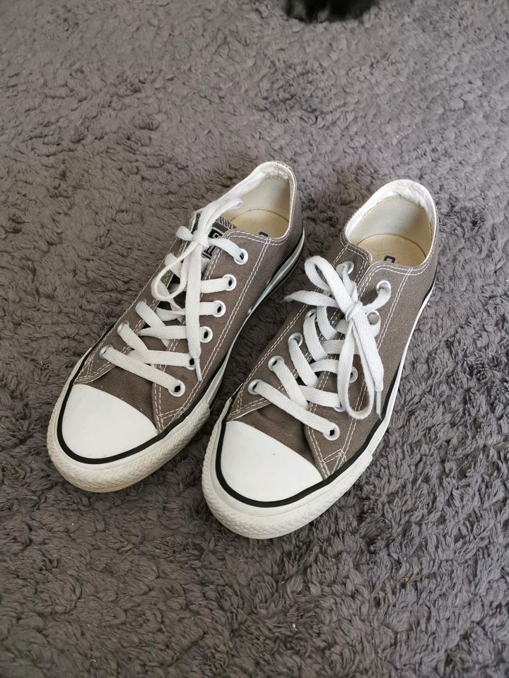 Converse Chucks, grau, Gr. 37,5 in Künzell