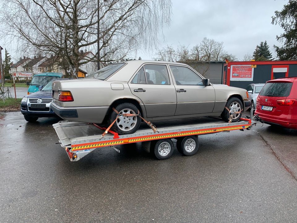 Mercedes W124 200E Anhängerkupplung Schiebedach Schalter Tausch in Königstein