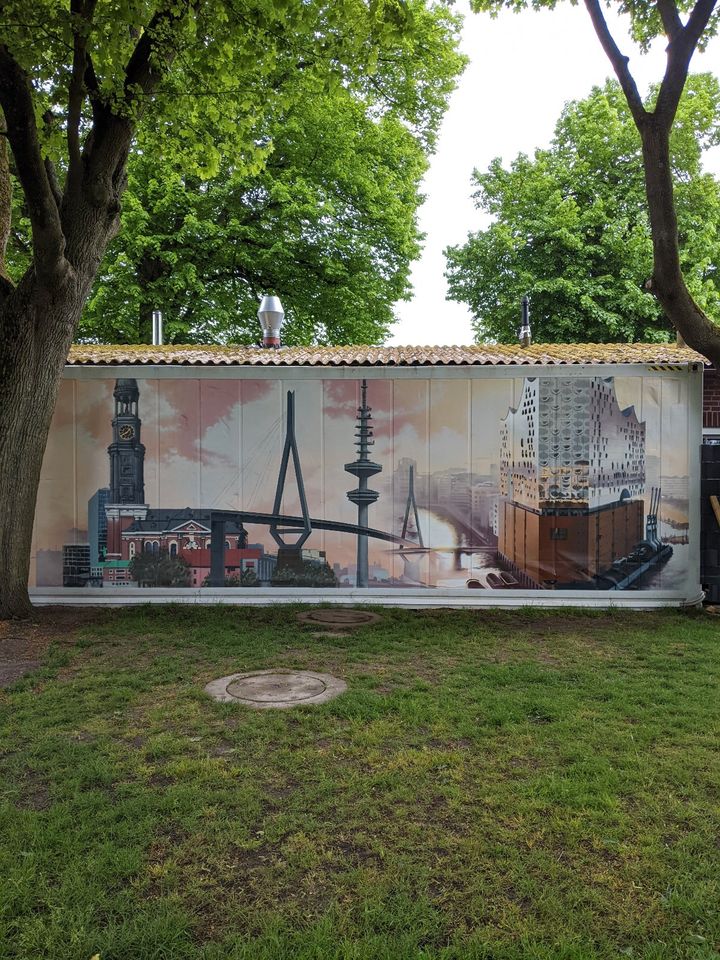 Graffiti Künstler Auftragsmalerei Sprayer Wandbild Schneverdingen in Schneverdingen