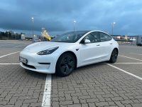 Tesla Model 3 Long Range Dualmotor Allrad Niedersachsen - Wilhelmshaven Vorschau