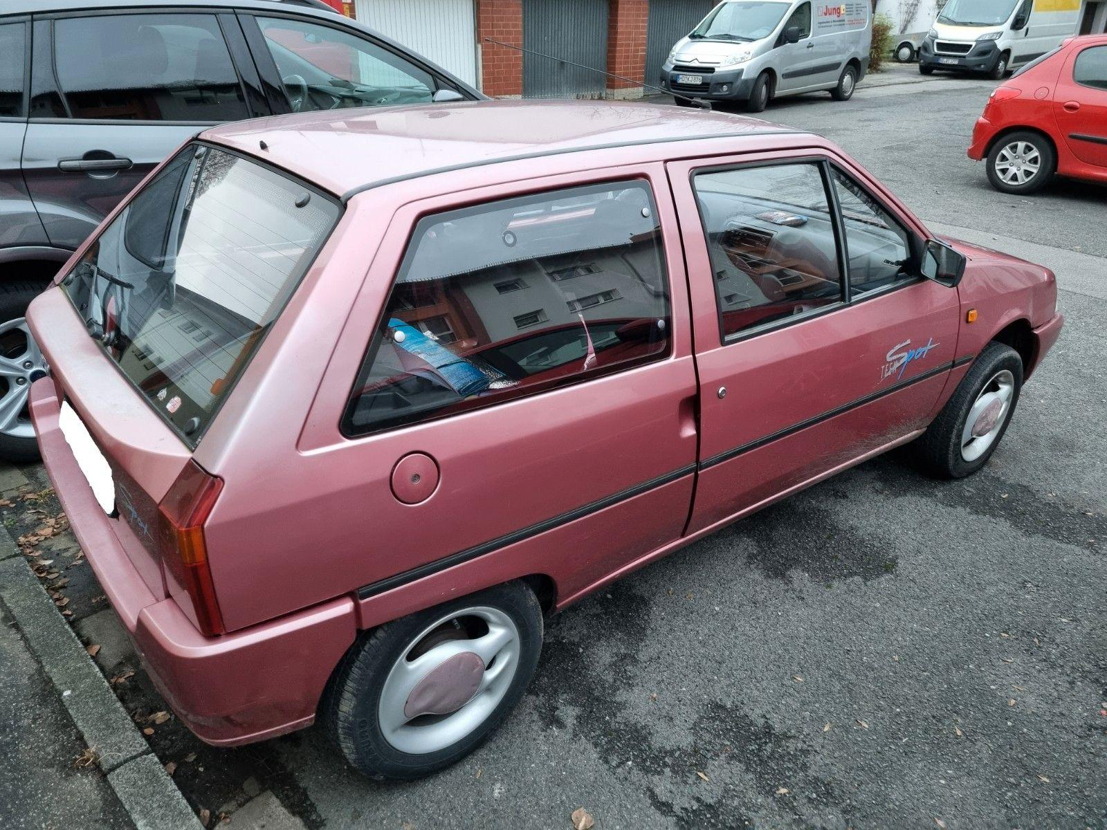 Abbildung des Autos Citroën AX 1.0 Teen Spot…