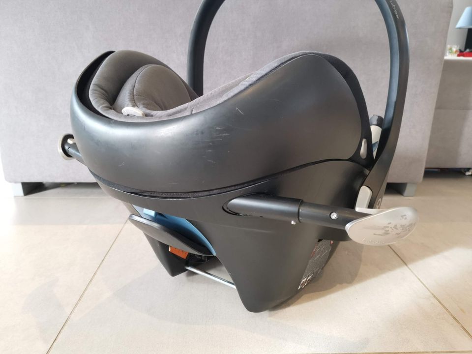 CYBEX Aton Q Platinum Babyschale in Engelsbrand