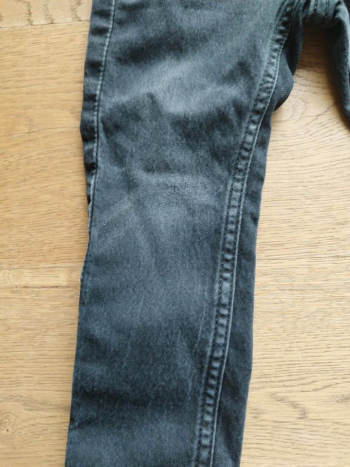 Jeans schwarz Gr. 92 skinny fit H&M in Ruderting