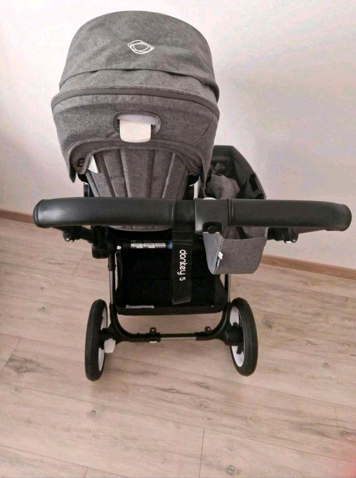 Bugaboo Donkey 5 Duo-Kinderwagen mit Liegewanne und Sitz in Frankfurt am Main