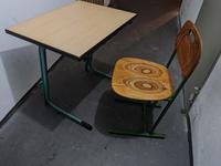 Knaller !! Schulbank mit original DDR-Ostalgie-Stuhl / Vintage! Sachsen-Anhalt - Magdeburg Vorschau
