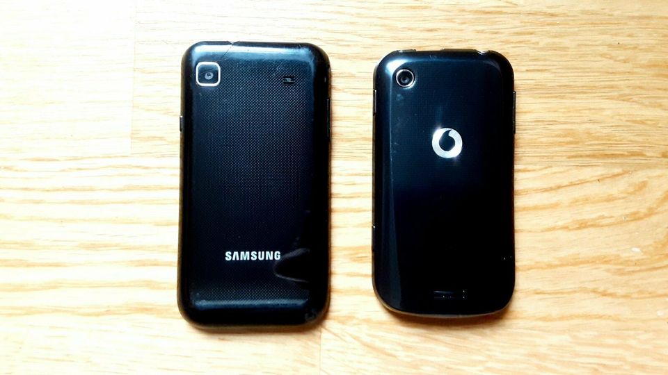 2x SAMSUNG SMARTPHONE HANDY inkl. 3 Akkus in Frankfurt am Main