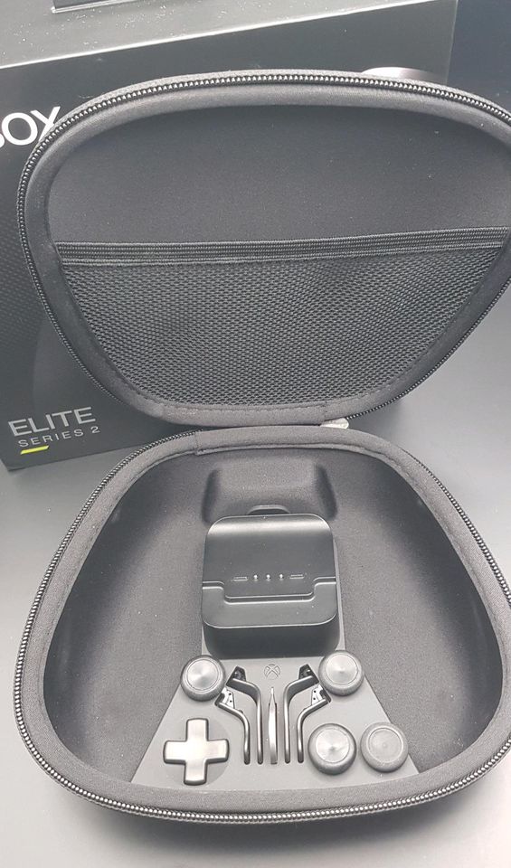 Microsoft Xbox Series X Elite 2 Controller in Wadgassen