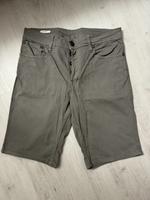 Jeans Shorts Jack&Jones Gr.M, kurze Hose, kurze Jeanshose Niedersachsen - Garbsen Vorschau
