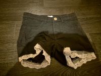 H&M Jeans Shorts Hotpants kurze Hose Gr.122 Nordrhein-Westfalen - Bad Oeynhausen Vorschau