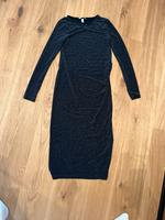 H&M Mama Glitzerkleid XS Umstandsmode Schwangerschaft Bayern - Bayreuth Vorschau