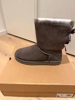 UGG Damen Boots Schuhe Stiefel gr. 42 Neu Neu Niedersachsen - Zeven Vorschau