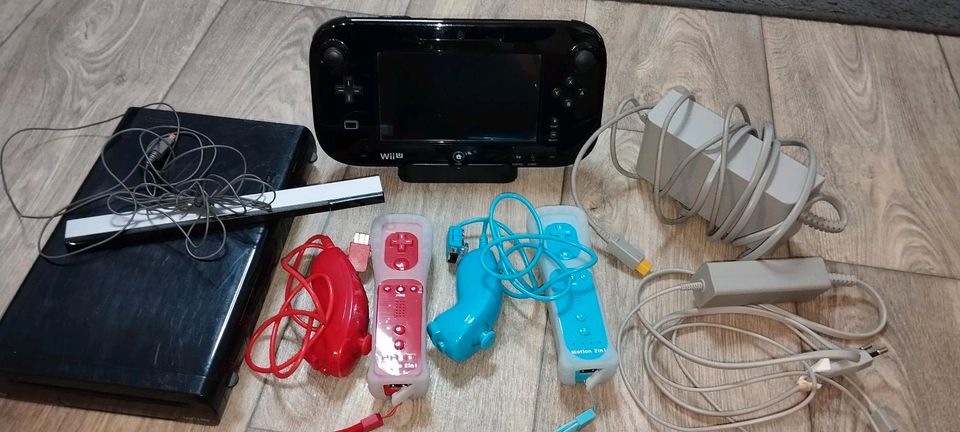 Wii u Konsole+ Board+Spiele in Weißwasser