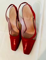 Elegante Escada Sandalen – Rot, Größe 39,5 – Echtleder** Berlin - Wilmersdorf Vorschau