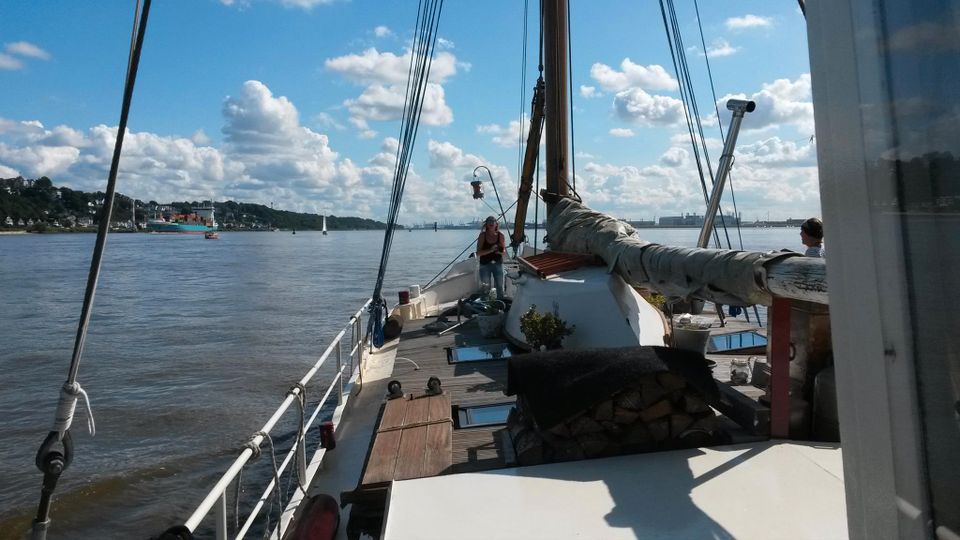 Schnuckeliges Wohnschiff in Hamburg (Hausboot) fahrbereit !! in Hamburg