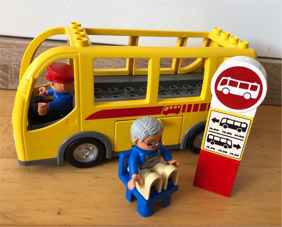 Lego Duplo Bus in München