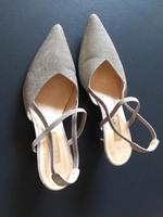 Eleganter Slingpumps von Gabor Größe 6 1/2 Niedersachsen - Steinfeld Vorschau