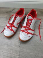 Puma Hallensportschuhe - Sportschuhe - Turnschuhe Gr. 40 Bothfeld-Vahrenheide - Isernhagen-Süd Vorschau