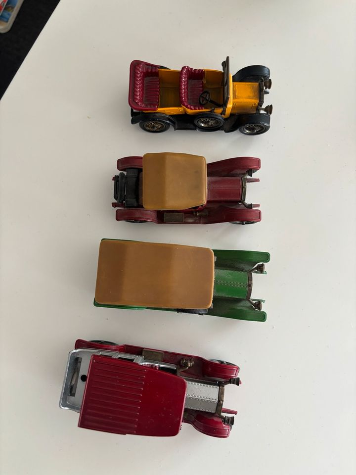 Antike Matchbox Autos in Magdeburg