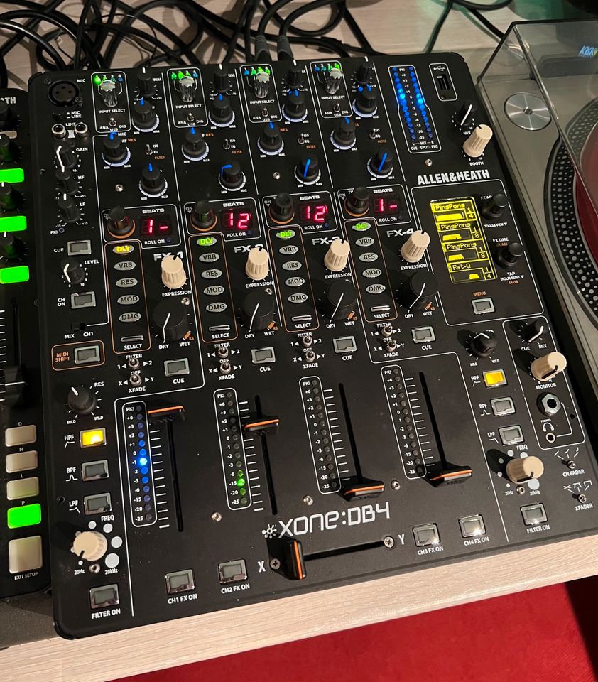 Allen & Heath Xone DB4 mixer in Selfkant