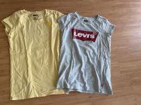 2x Levis Mädchen T-Shirt Gr 152 Duisburg - Rheinhausen Vorschau