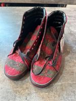 Vans Sk8-Hi „A Nightmare on Elm Street“ - House of Terror Edition Schleswig-Holstein - Kappeln Vorschau