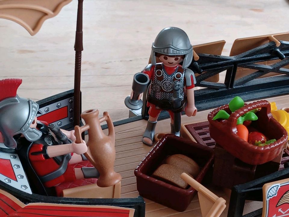 Playmobil römische Galeere 5390 in Bad Vilbel
