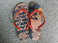 Havaianas 35-36, Wonderwoman, guter Zustand, Flip-Flops Hessen - Darmstadt Vorschau