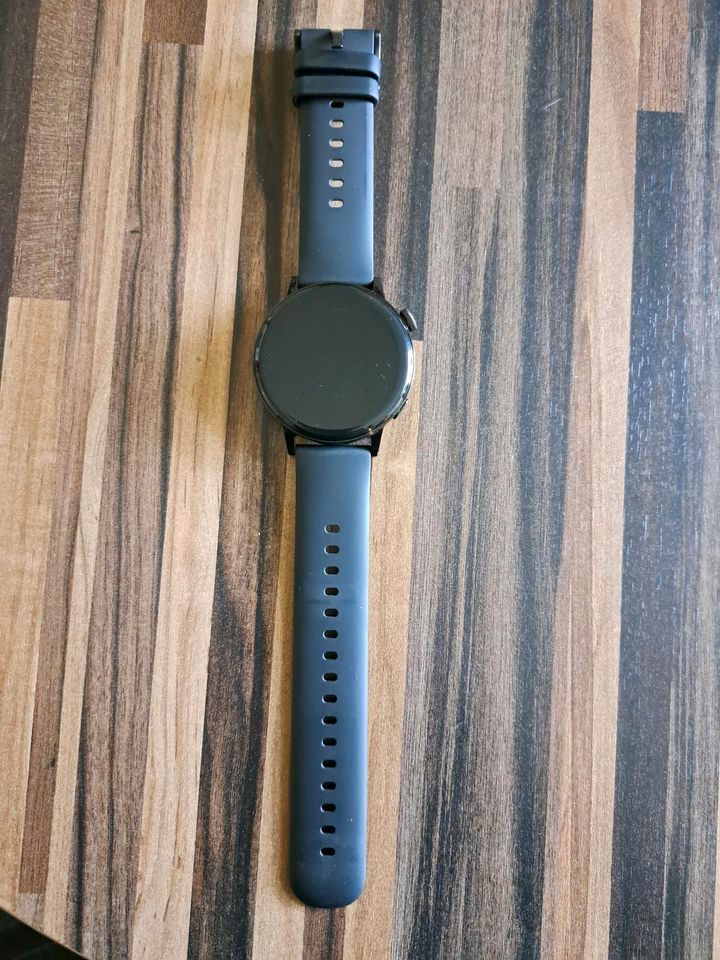 Huawei Watch GT 3, 42 mm, 2 extra Armbänder, sehr guter Zustand in Zwickau