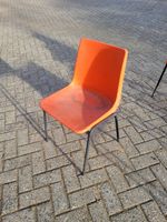 4 Stühle orange Vintage Schalenstühle Nordrhein-Westfalen - Greven Vorschau