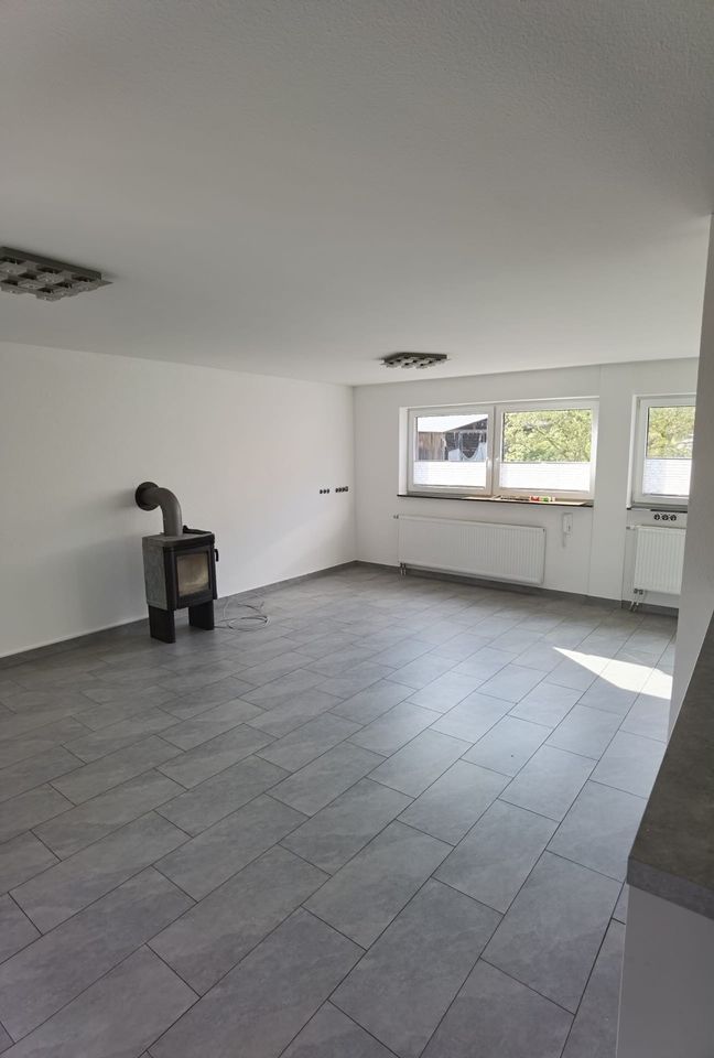 65 qm Wohnung mit großer Terrasse Fernwald Steinbach zu vermieten in Fernwald