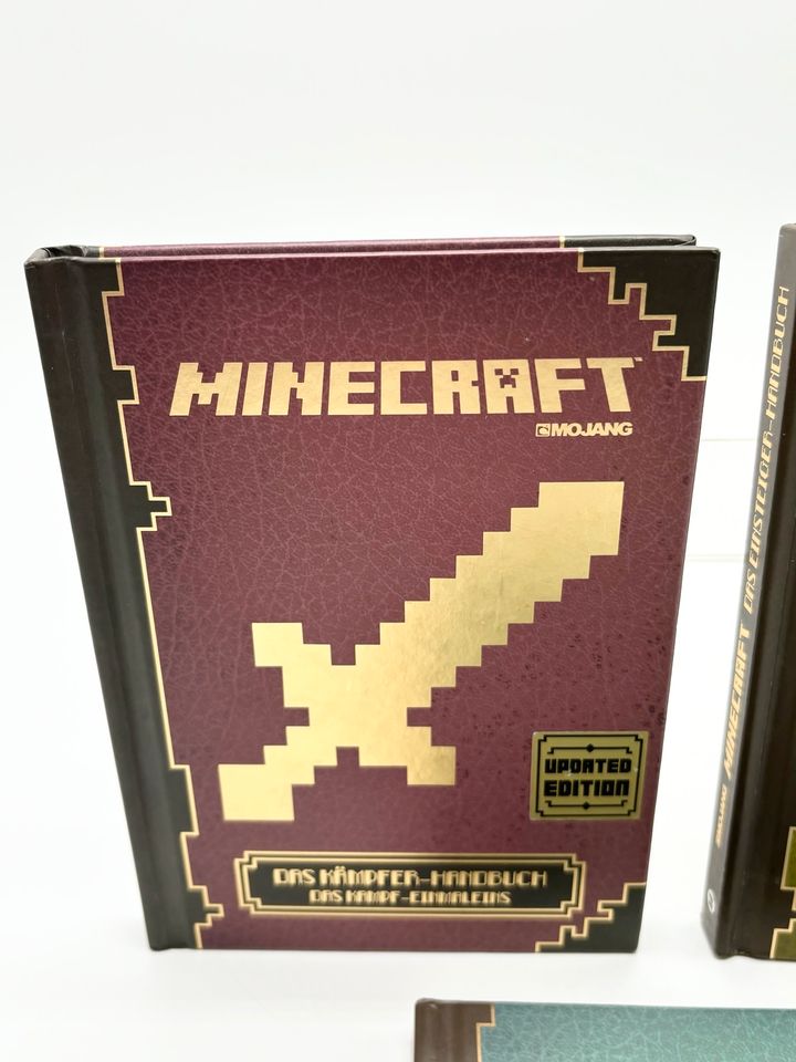 Minecraft Updated Edition Handbücher verschiedene Mix je 6€ in Filderstadt