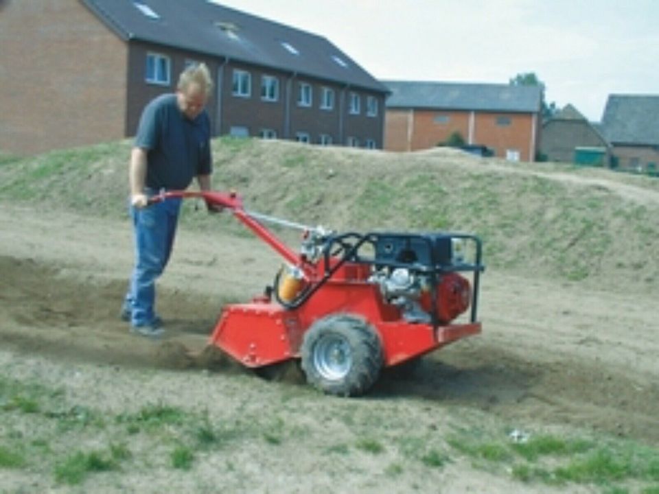 Gartenfräse groß, hydraulisch mieten in Hildesheim in Hildesheim