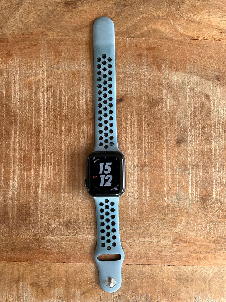 Apple Watch Series 6 Nike in Aurich