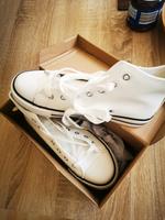 Sneaker im Converse Style, Kunstleder, Gr. 39( eher 38) Thüringen - Buttstädt Vorschau