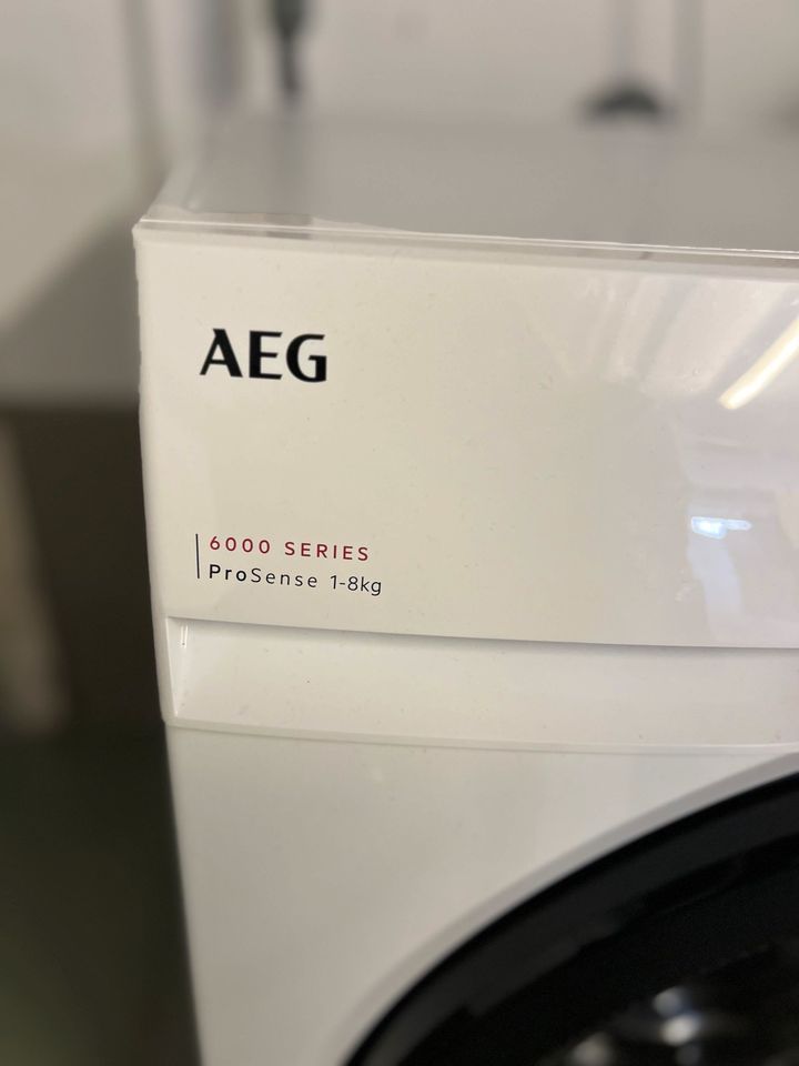 AEG Waschmaschine 6000 / 8kg - wie neu! in Öhringen