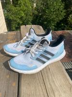 Adidas ultra boost game of thrones 42 Weiss blau Dresden - Neustadt Vorschau